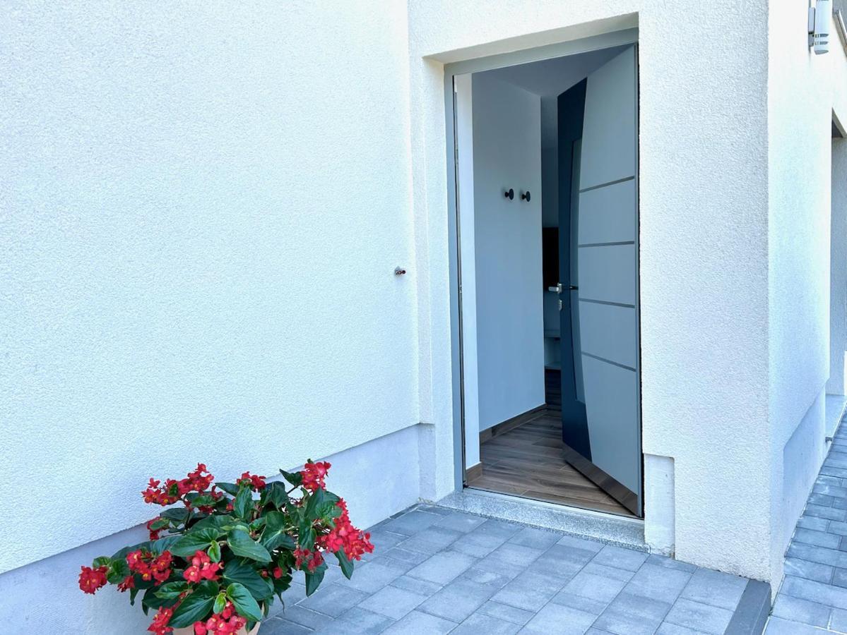 Apartment Zen Zgornje Skofije Dış mekan fotoğraf